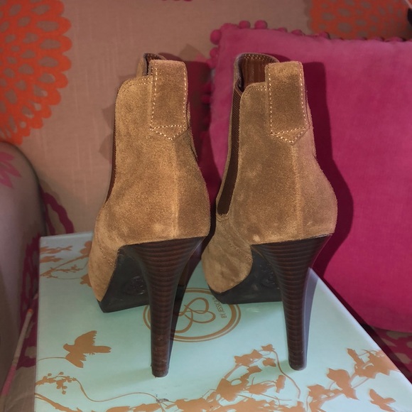Jessica Simpson high heeled ankle booties 💖 - Picture 3 of 5